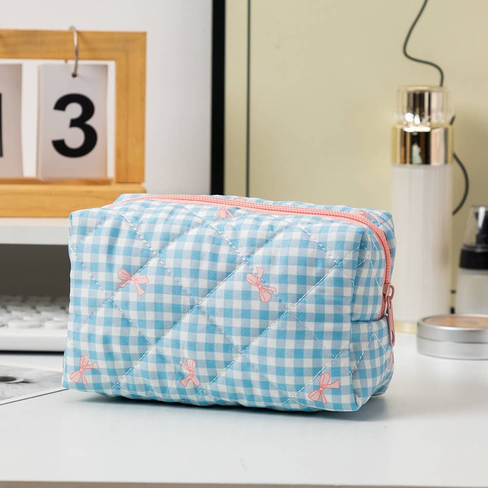 Medium Quilted Make Up Pouch